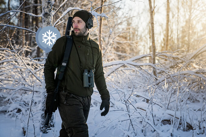 Winterjagdbekleidung für lange Ansitze bei klirrender Kälte